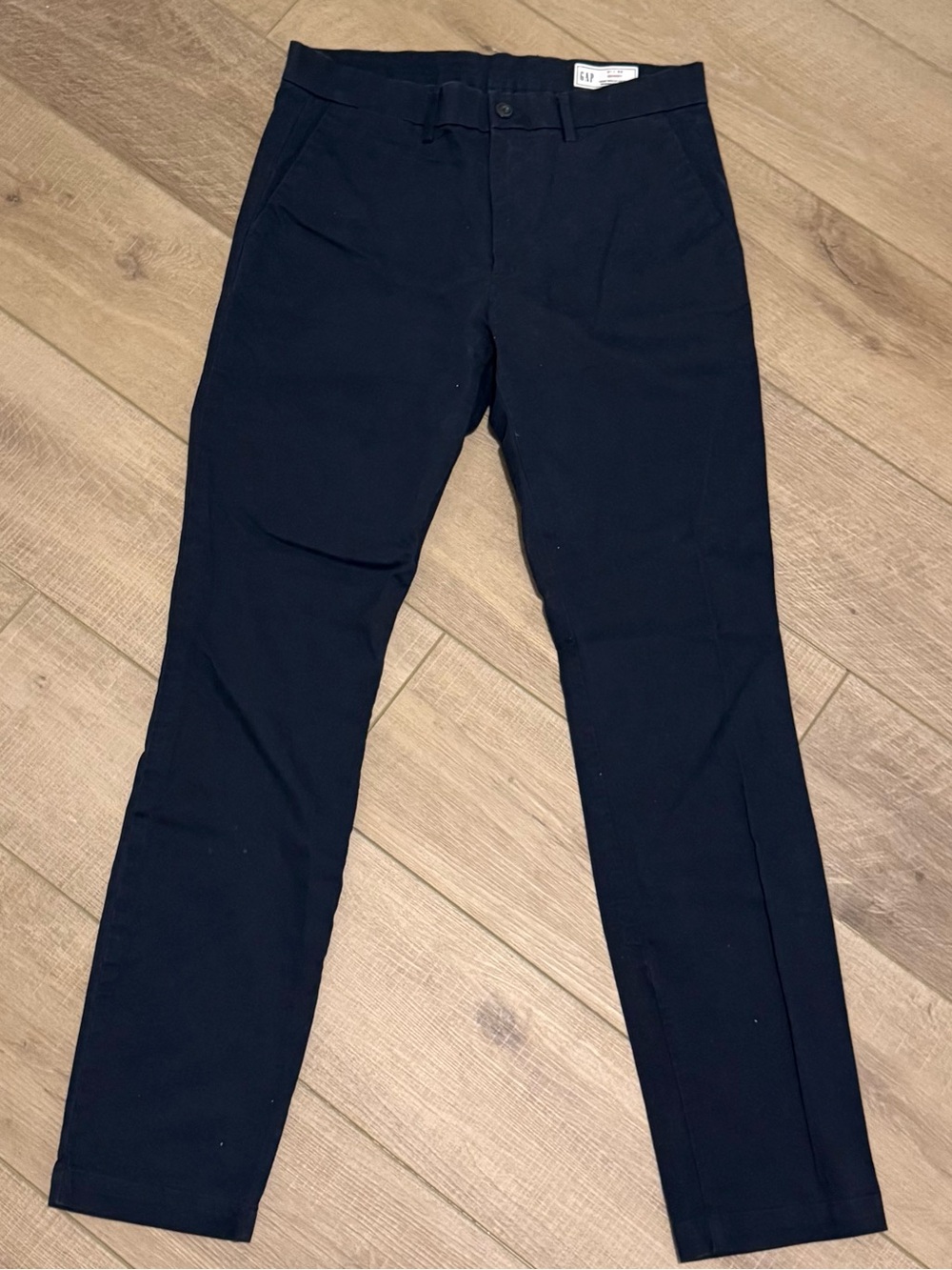 GAP Men's Chinos in Navy Blue